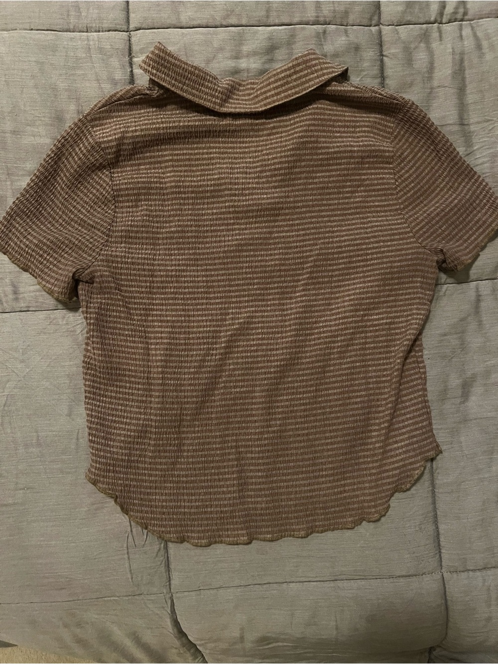 Madewell Brown tan stripe crinkle crop polo tee shirt ruffle button small - Picture 4 of 5